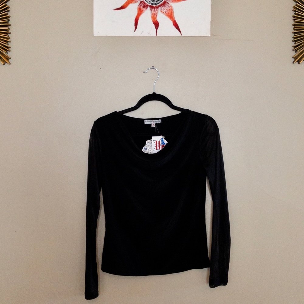 VINTAGE SUZIE NWT black 👚 with long sheer sleeve